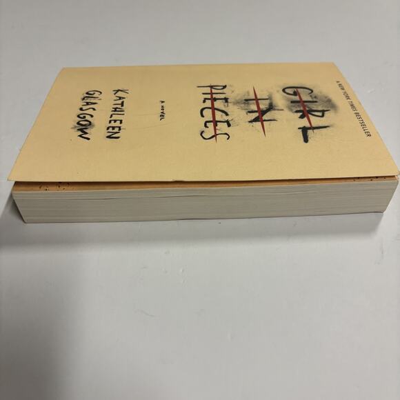 Girl in Pieces by Kathleen Glasgow 2018, Trade Paperback. Nice Condition! - Picture 7 of 7